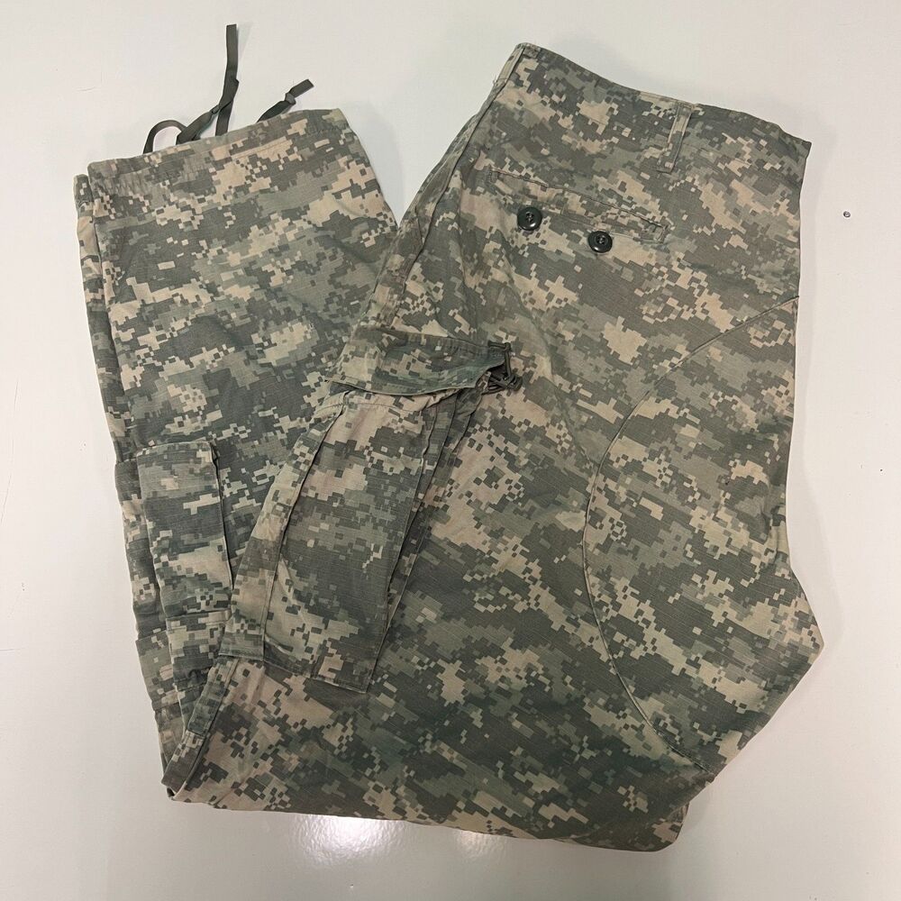 Vintage US Army ACU Cargo Trousers Men's UCP Digital Camo Combat Pants - XL